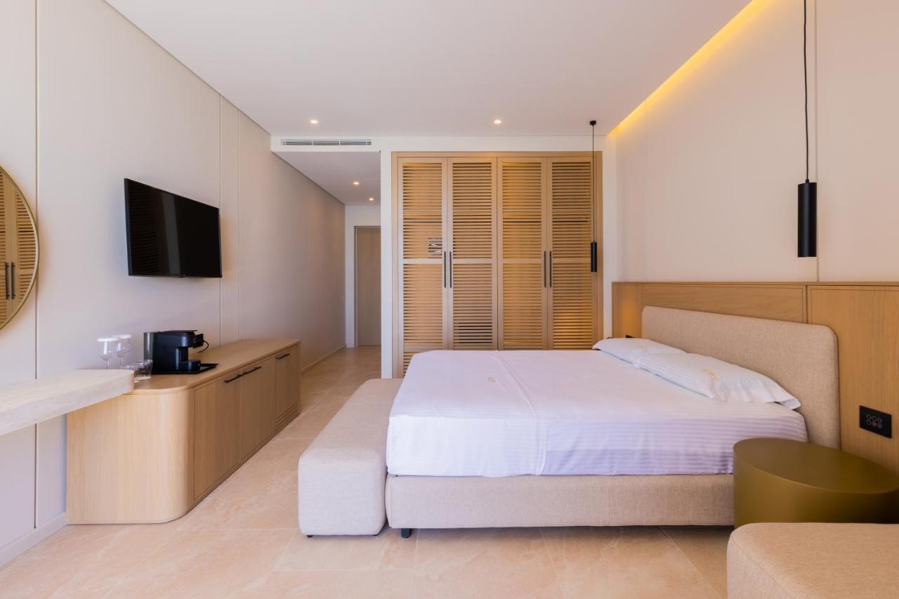 Beyond A Luxury Boutique Hotel Dhërmi Esterno foto