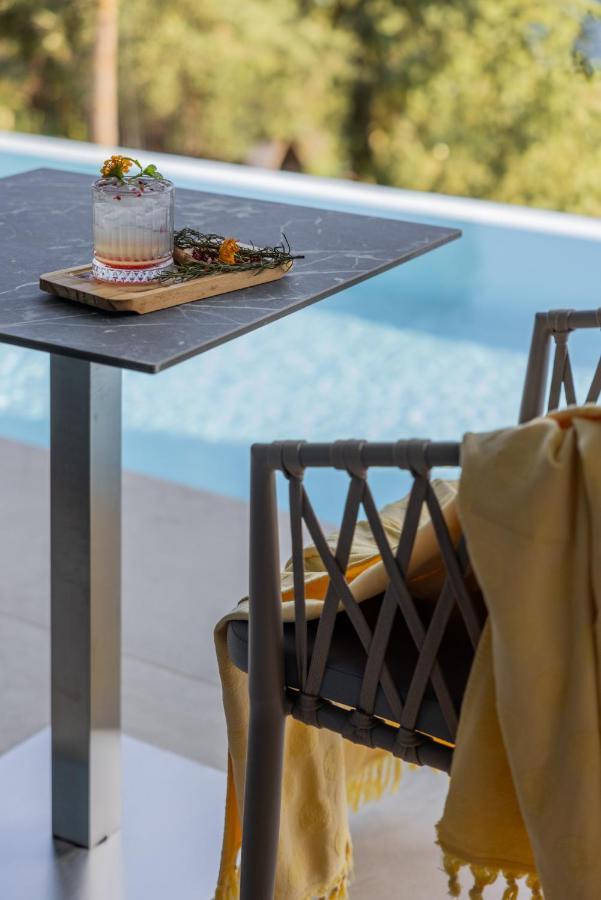 Beyond A Luxury Boutique Hotel Dhërmi Esterno foto