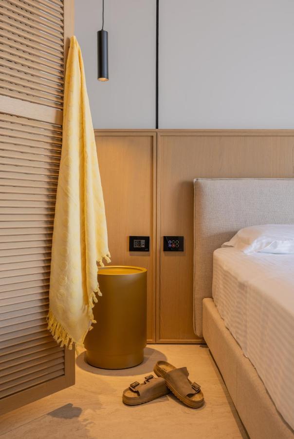 Beyond A Luxury Boutique Hotel Dhërmi Esterno foto