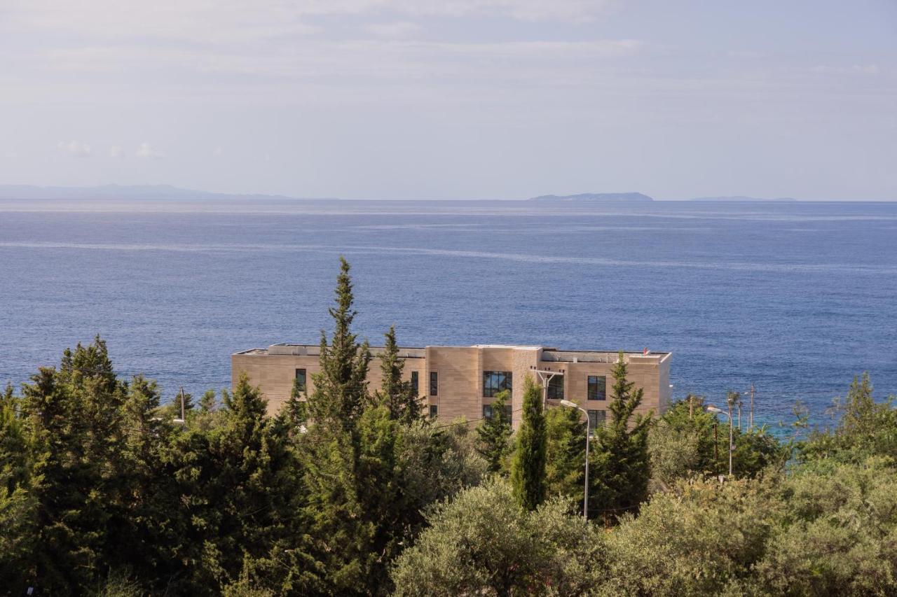 Beyond A Luxury Boutique Hotel Dhërmi Esterno foto