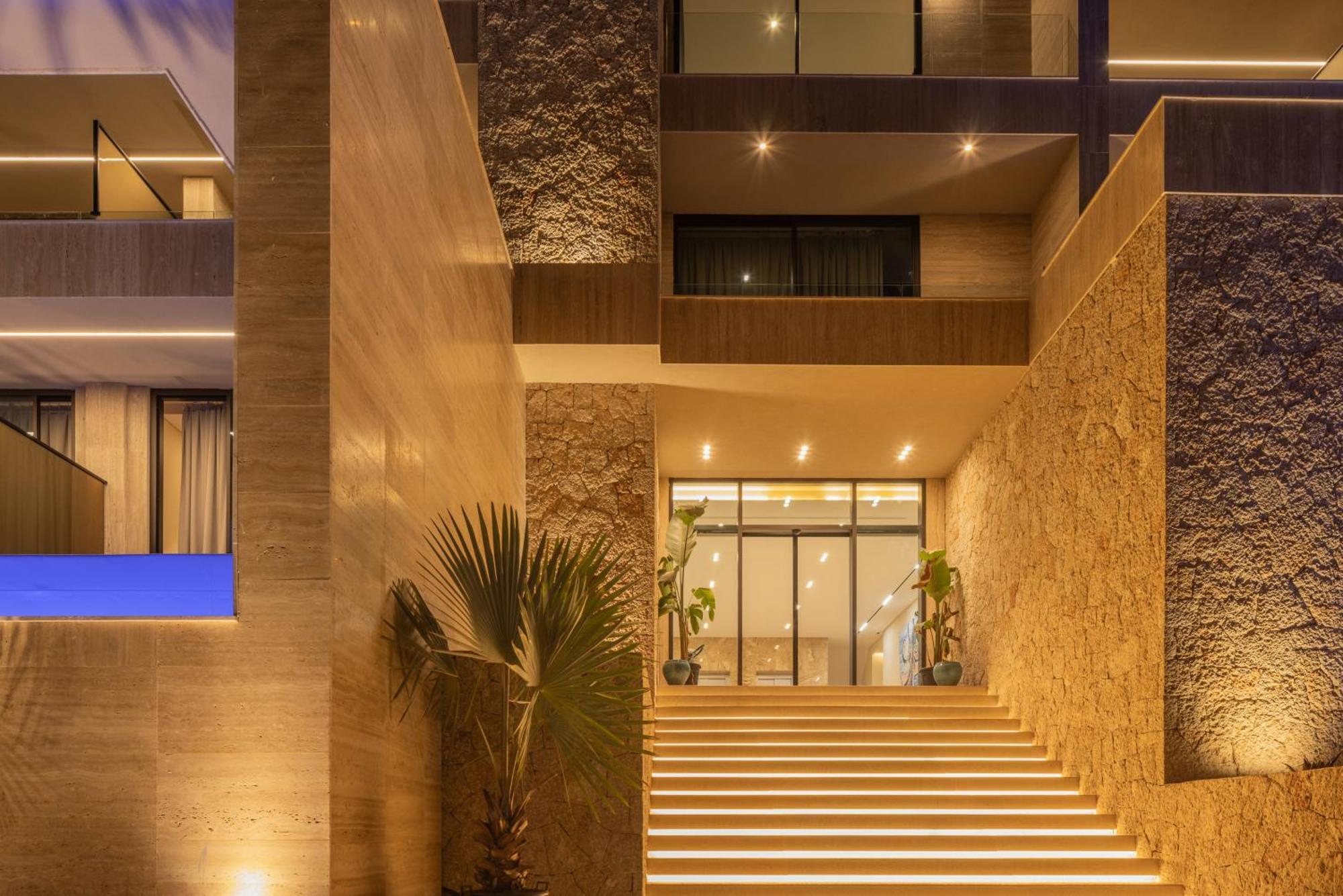 Beyond A Luxury Boutique Hotel Dhërmi Esterno foto