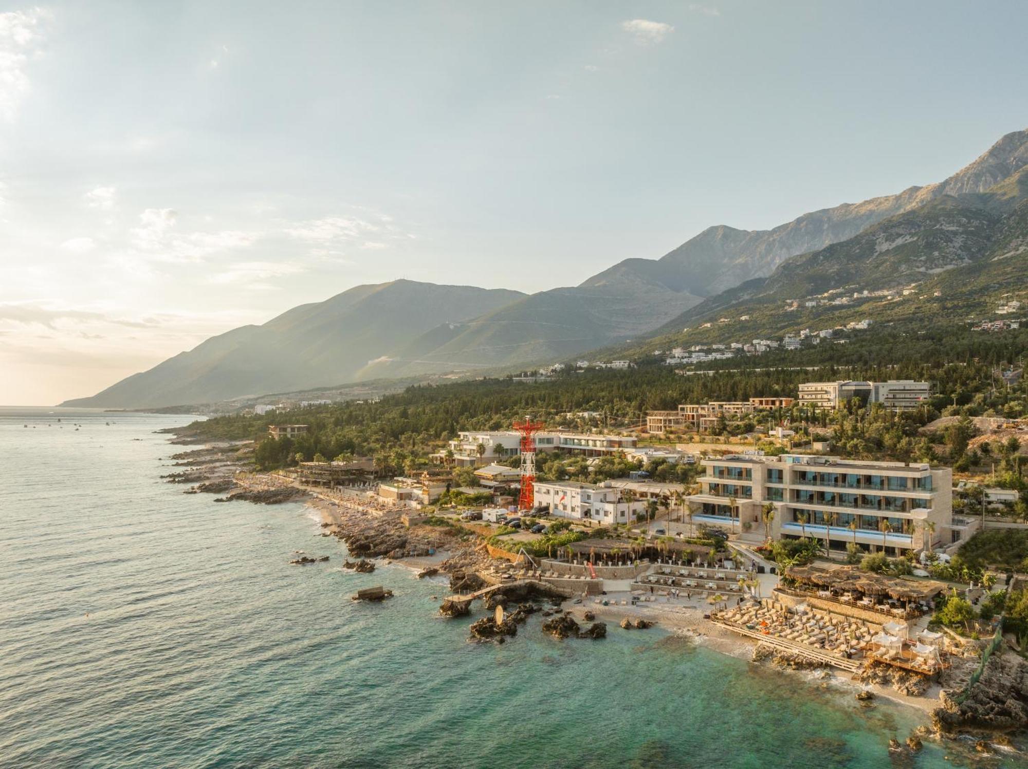 Beyond A Luxury Boutique Hotel Dhërmi Esterno foto