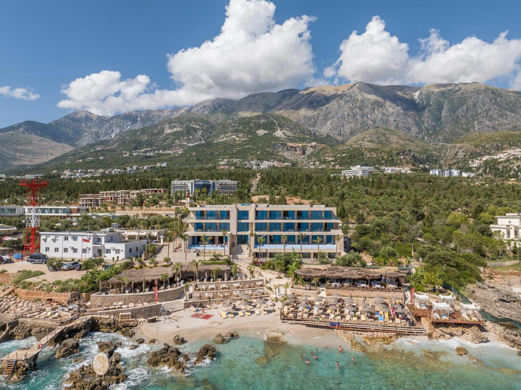Beyond A Luxury Boutique Hotel Dhërmi Esterno foto